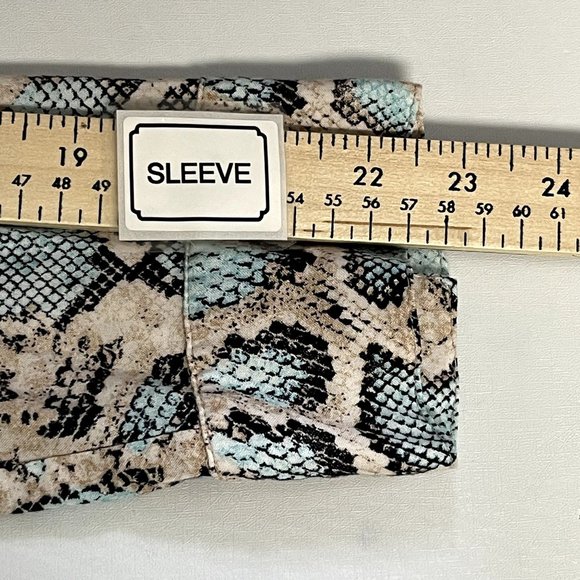 Karen Kane Womens Snakeskin Blouse Tie Front Long Sleeve Size XL - Picture 14 of 15